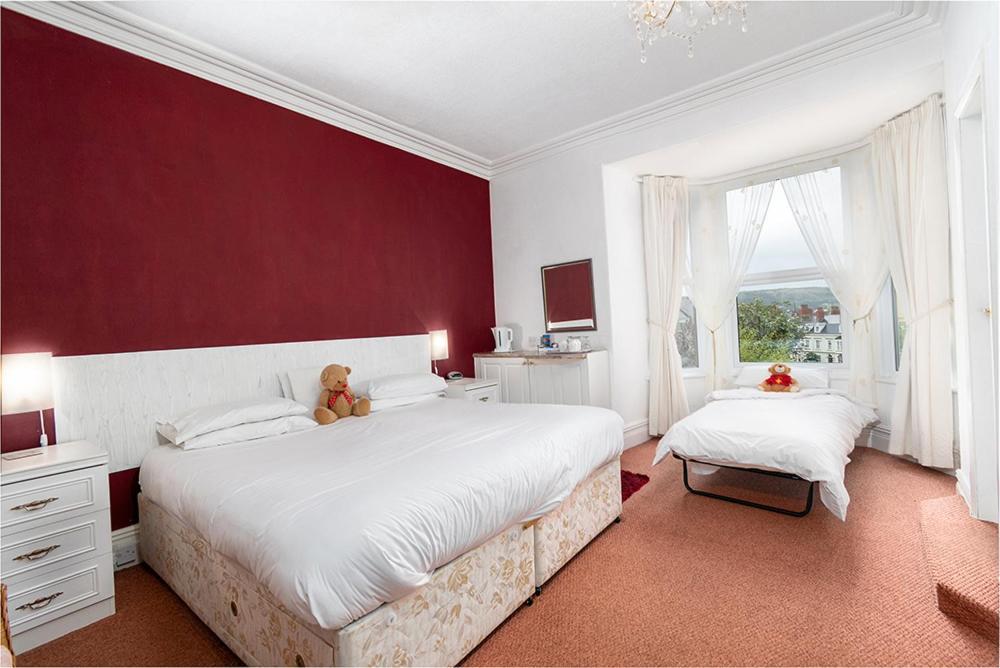 Anglesey House Bed and Breakfast Llandudno Exteriör bild